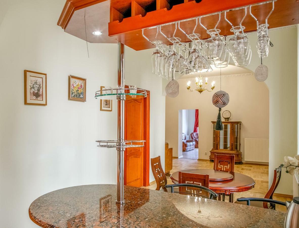 Grand Lviv Apartment I Exteriör bild